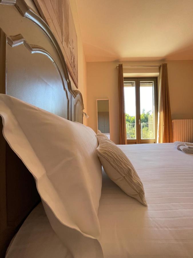 Bed and Breakfast Al Laghetto La Morra Exterior foto